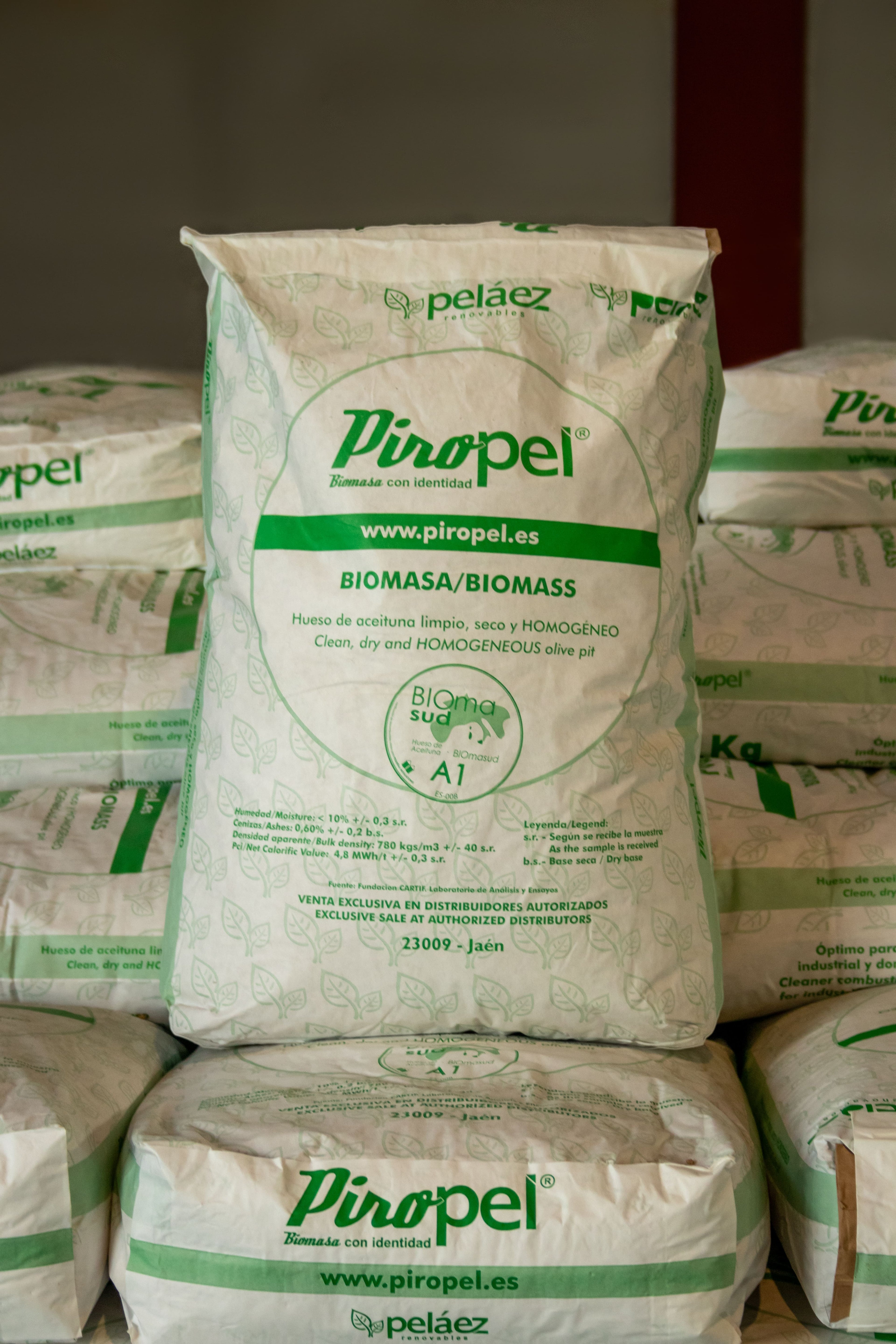 hueso de aceituna certificado piropel 70 sacos